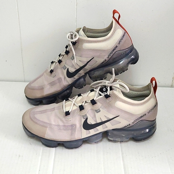 nike vapormax particle beige